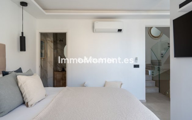 Revente - Maison mitoyenne - Casares - Casares Centro