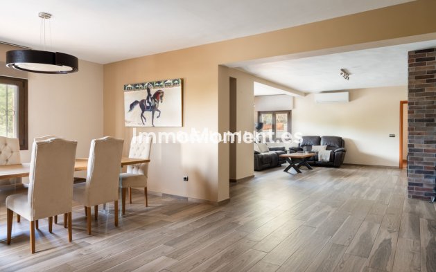 Wiederverkauf - Villa - Benalmadena - Benalmadena Centro