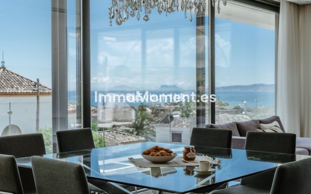 Resale - Villa - Estepona - Estepona Centro