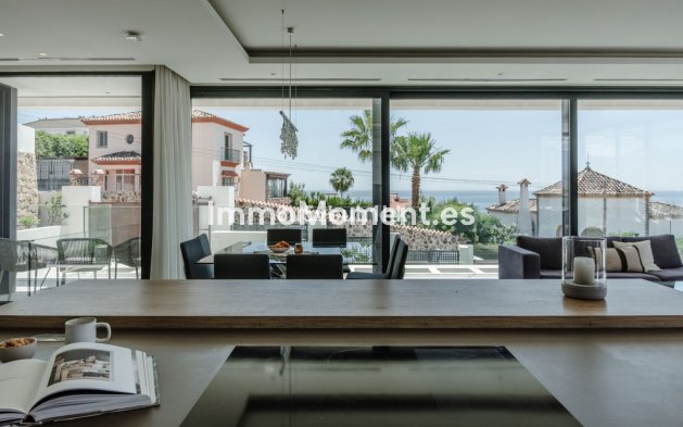Resale - Villa - Estepona - Estepona Centro