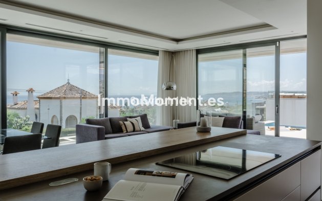 Resale - Villa - Estepona - Estepona Centro