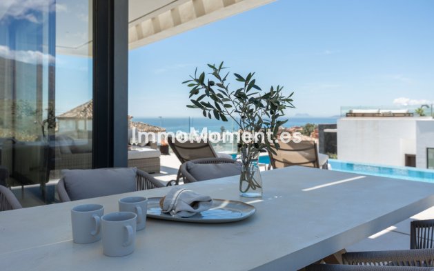 Resale - Villa - Estepona - Estepona Centro