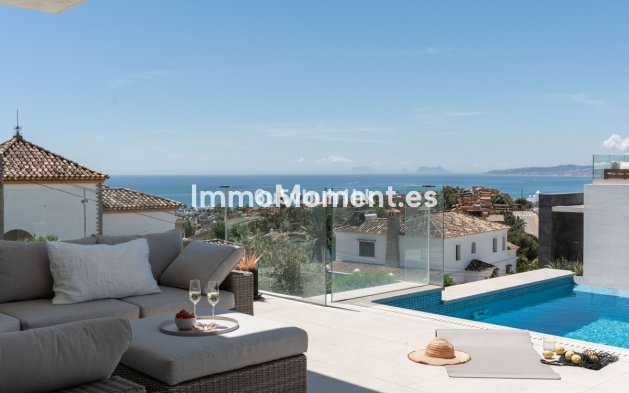 Resale - Villa - Estepona - Estepona Centro