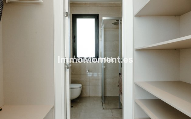 Resale - Villa - Estepona - Estepona Centro