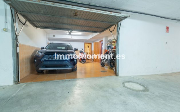 Wiederverkauf - Villa - Fuengirola - Fuengirola Centro