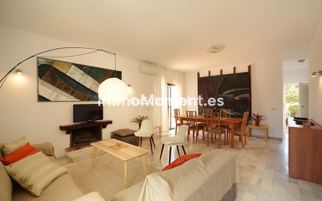 Wiederverkauf - Wohnung - Marbella - Nueva Andalucía
