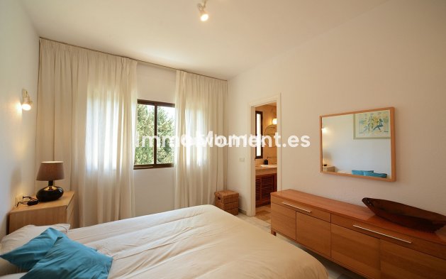 Wiederverkauf - Wohnung - Marbella - Nueva Andalucía