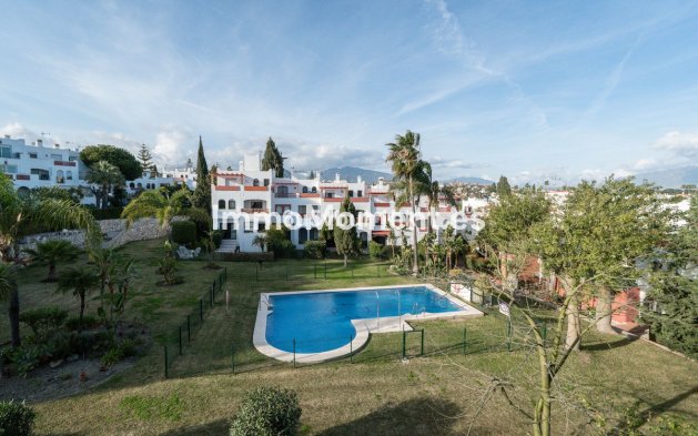 Revente - Maison mitoyenne - Estepona  - Estepona Centro