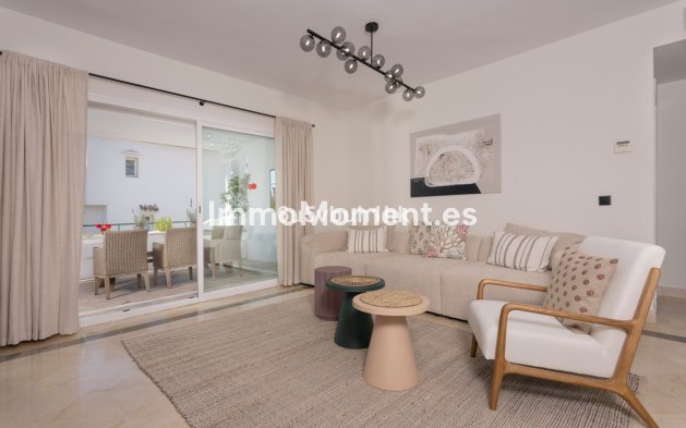 Reventa - Apartamento - Estepona  - Estepona Centro