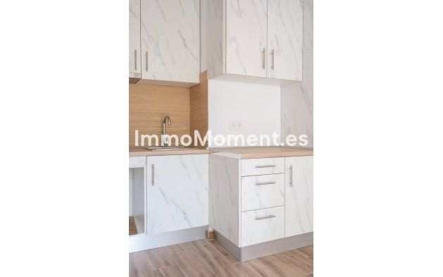Resale - Apartment - Fuengirola - Los Pacos