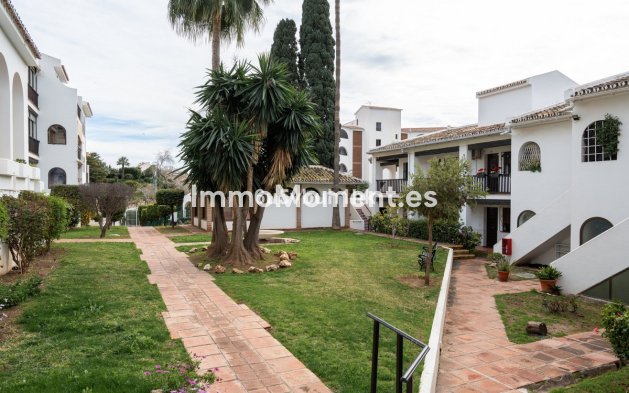 Resale - Apartment - Fuengirola - Los Pacos
