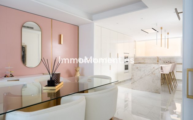 Revente - Maison mitoyenne - Marbella - La Mairena