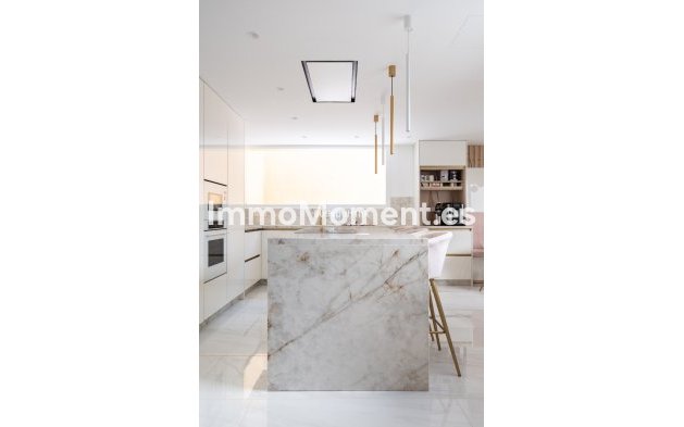 Revente - Maison mitoyenne - Marbella - La Mairena