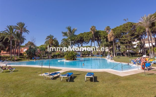 Reventa - Apartamento - Estepona  - Estepona Centro