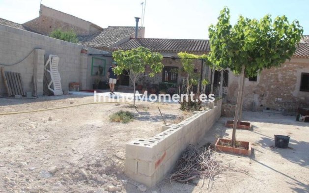 Revente - Maison de campagne - Pinoso - Pinoso Centro