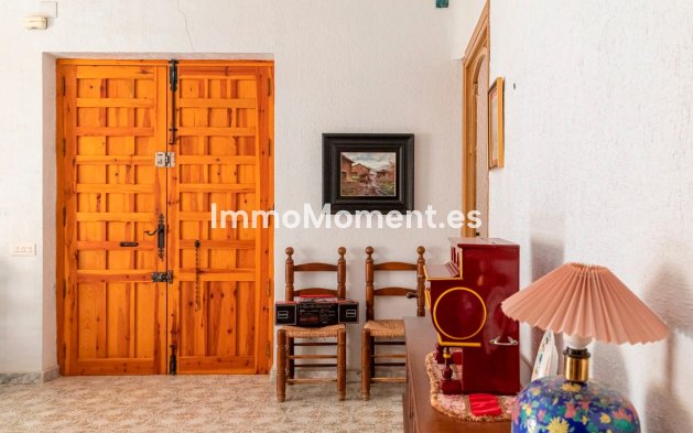 Resale - Villa - Yecla - Yecla Centro