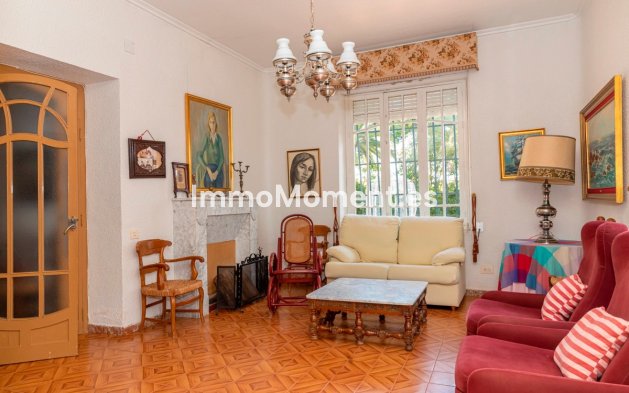 Resale - Villa - Yecla - Yecla Centro