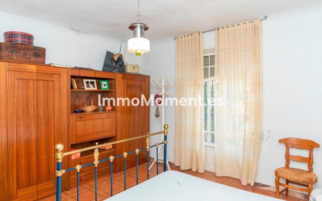 Resale - Villa - Yecla - Yecla Centro