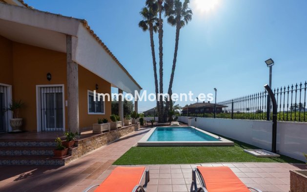 Wiederverkauf - Villa - Orihuela - Orihuela Centro