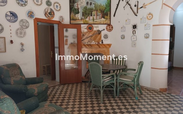 Resale - Villa - Yecla - Yecla Centro