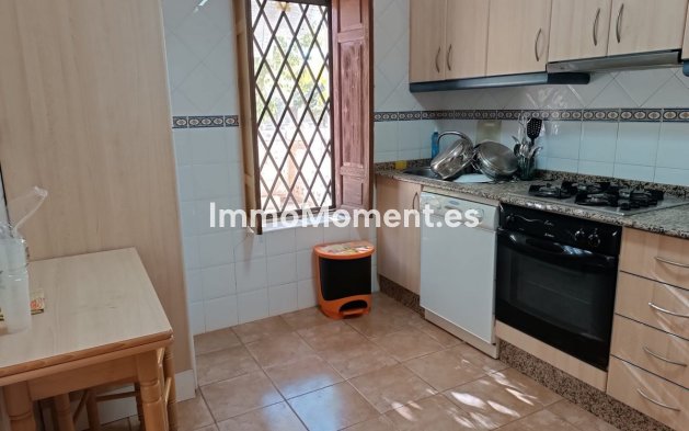 Resale - Villa - Yecla - Yecla Centro