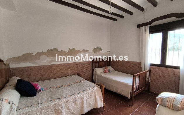 Reventa - Casa de campo - Yecla - Yecla Centro