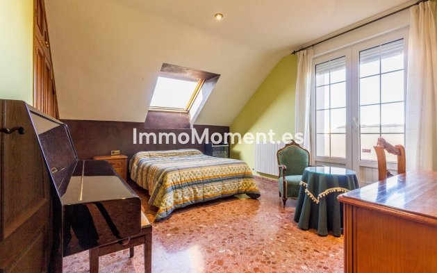 Revente - Villa - Yecla - Yecla Centro