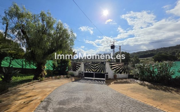 Resale - Villa - Elda - Elda Centro