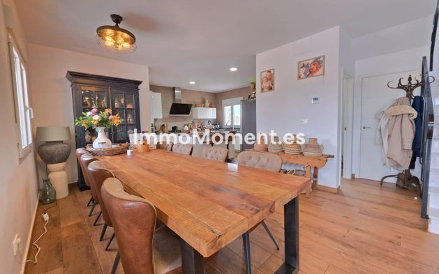 Revente - Villa - Pinoso - Pinoso Centro