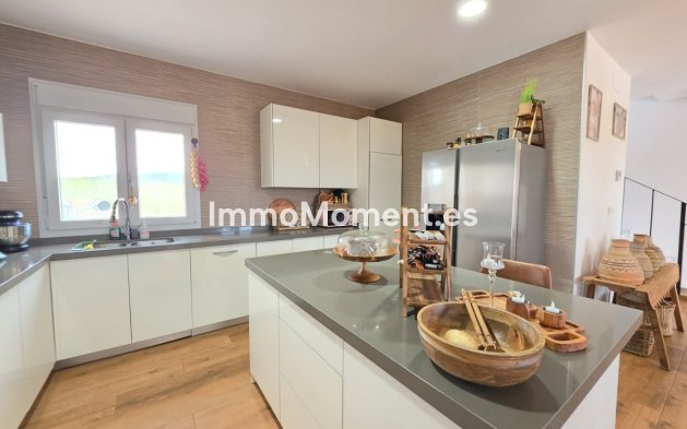 Revente - Villa - Pinoso - Pinoso Centro