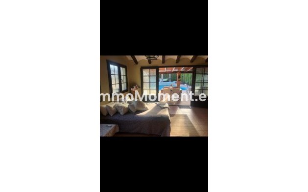 Resale - Villa - Elda - Elda Centro