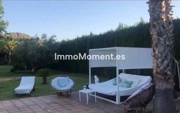 Resale - Villa - Elda - Elda Centro