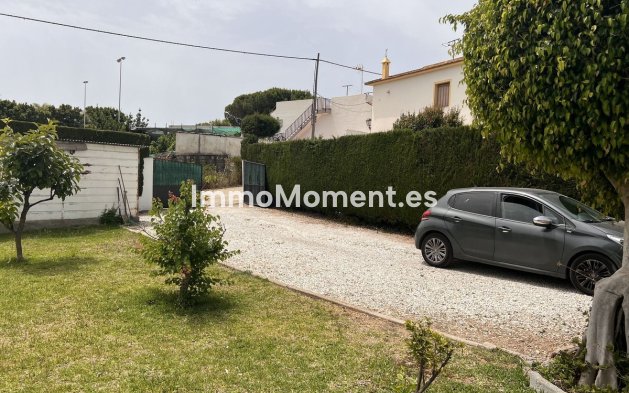 Resale - Villa - Estepona - Selwo