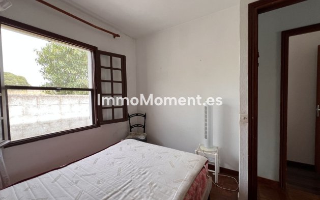 Resale - Villa - Estepona - Selwo