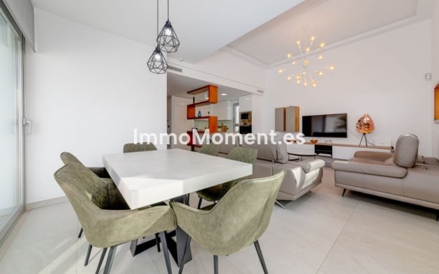 Resale - Villa - Guardamar del Segura - Urbanización El Raso