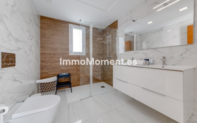 Resale - Villa - Guardamar del Segura - Urbanización El Raso