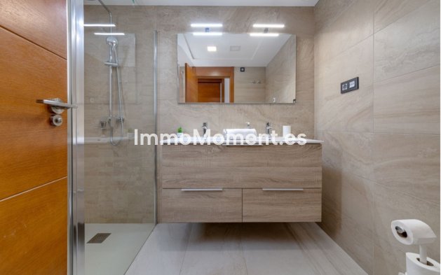 Resale - Villa - Guardamar del Segura - Urbanización El Raso