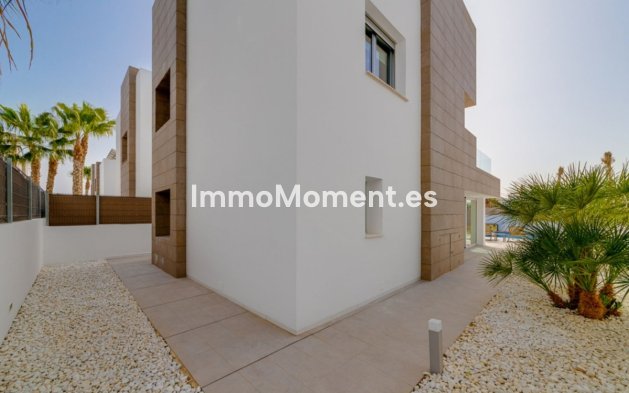 Resale - Villa - Guardamar del Segura - Urbanización El Raso