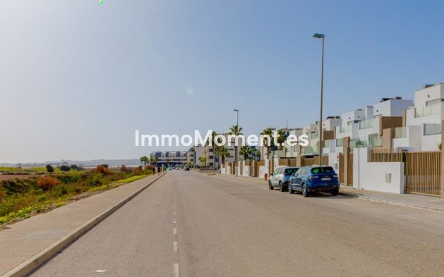 Resale - Villa - Guardamar del Segura - Urbanización El Raso