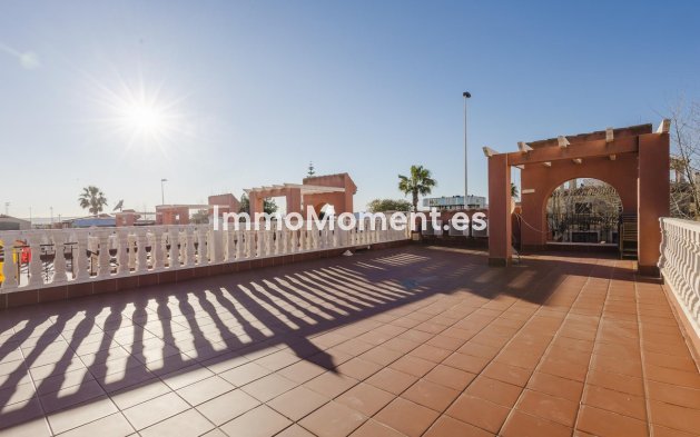 Resale - Townhouse - Torrevieja - Aguas Nuevas