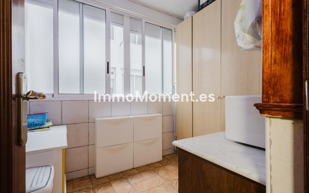 Resale - Apartment - Torrevieja - Torrevieja Centro