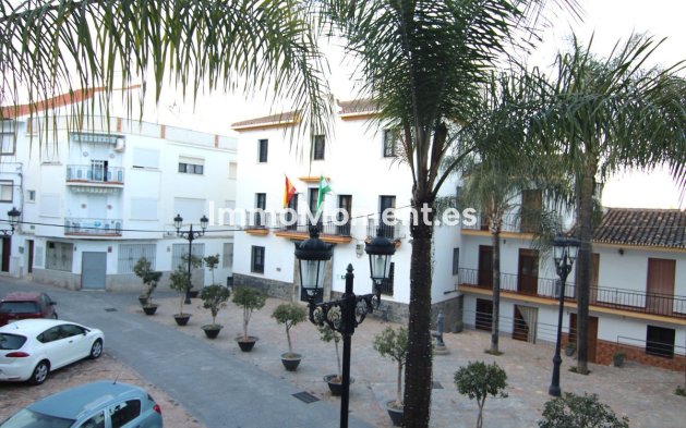 Reventa - Apartamento - Interior  - Guaro