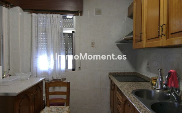 Reventa - Apartamento - Interior  - Guaro
