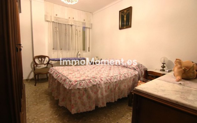 Reventa - Apartamento - Interior  - Guaro