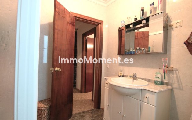 Reventa - Apartamento - Interior  - Guaro