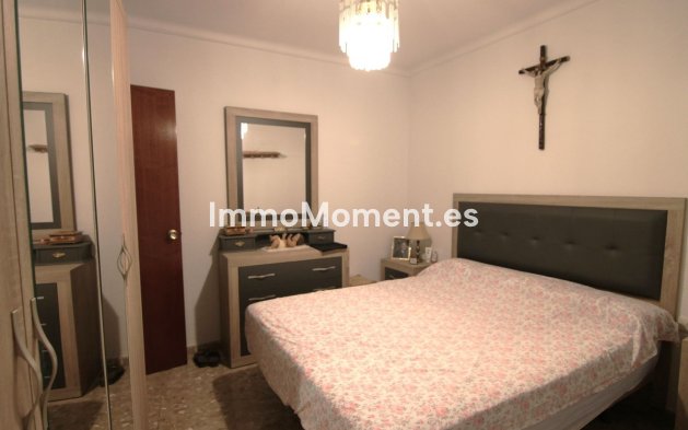 Reventa - Apartamento - Interior  - Guaro