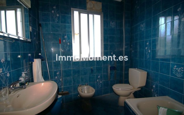Reventa - Apartamento - Interior  - Guaro