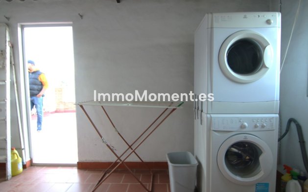 Reventa - Apartamento - Interior  - Guaro