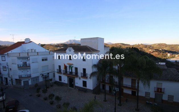 Reventa - Apartamento - Interior  - Guaro