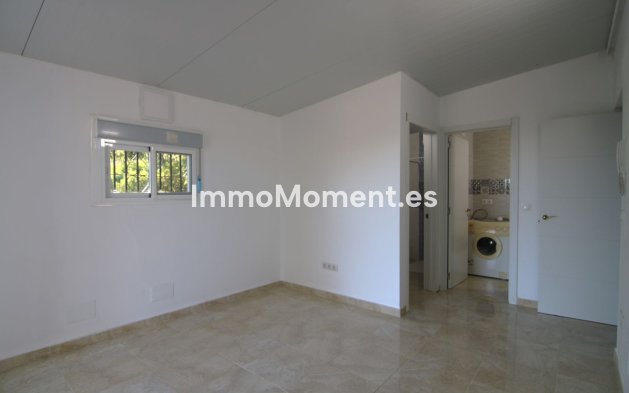 Wiederverkauf - Villa -   Inländisch - Alora